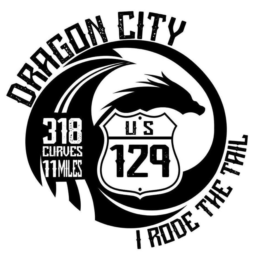 Dragon City メリービル エクステリア 写真